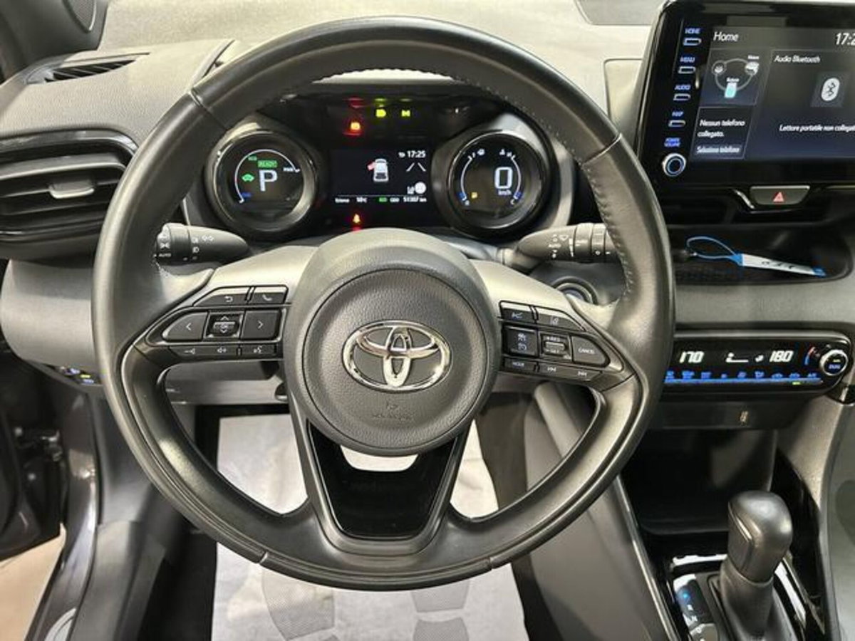 Toyota Yaris 1.5 Hybrid 5 porte Lounge (12)