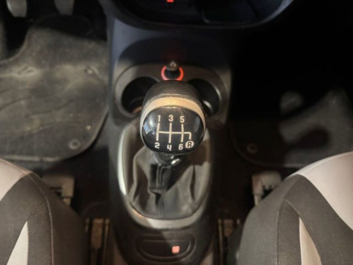 Fiat 500L 1.4 95 CV Pop (16)