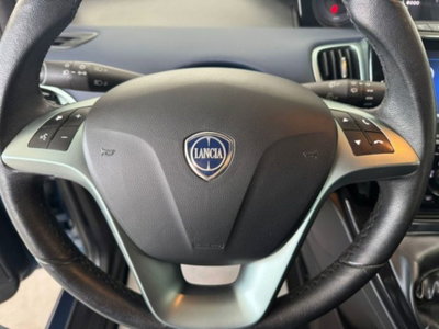 Lancia Ypsilon 1.0 FireFly 5 porte S&S Hybrid Ecochic Gold (17)