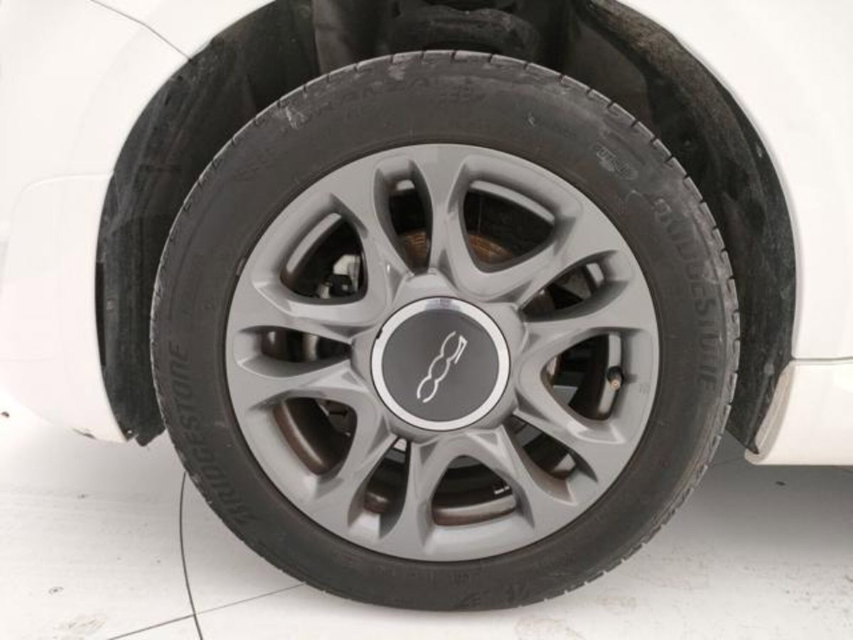 Fiat 500 1.0 Hybrid Connect (10)