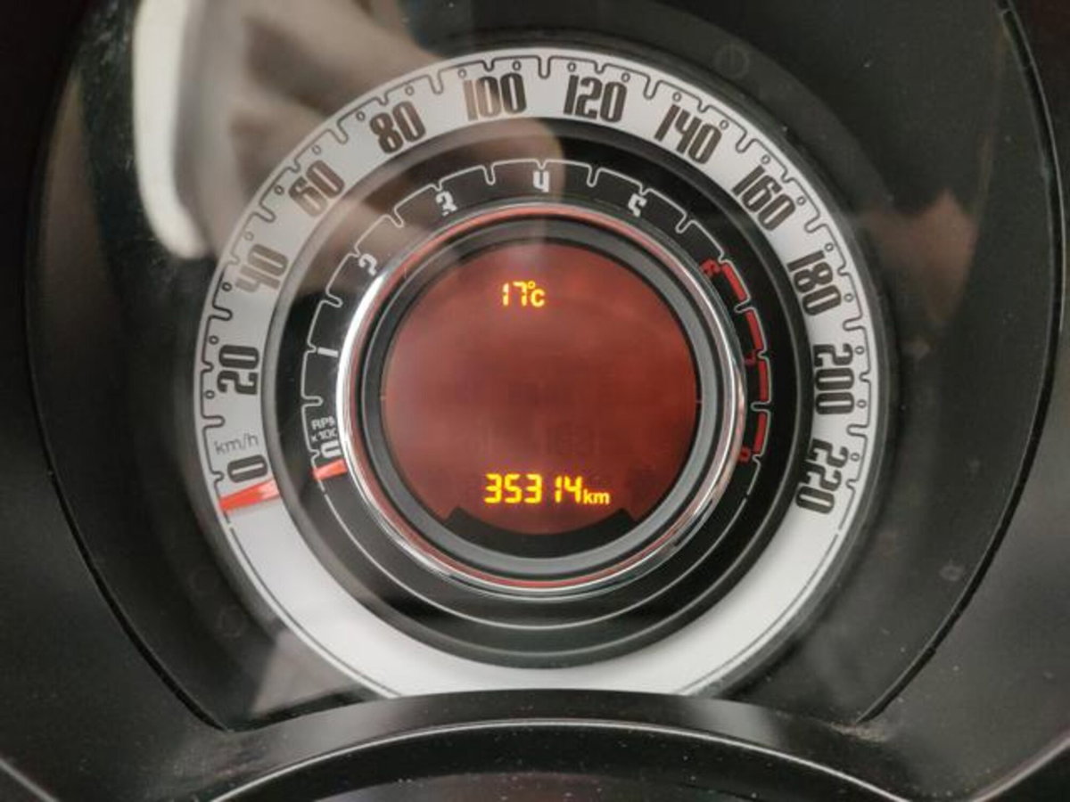 Fiat 500 1.0 Hybrid Connect (17)