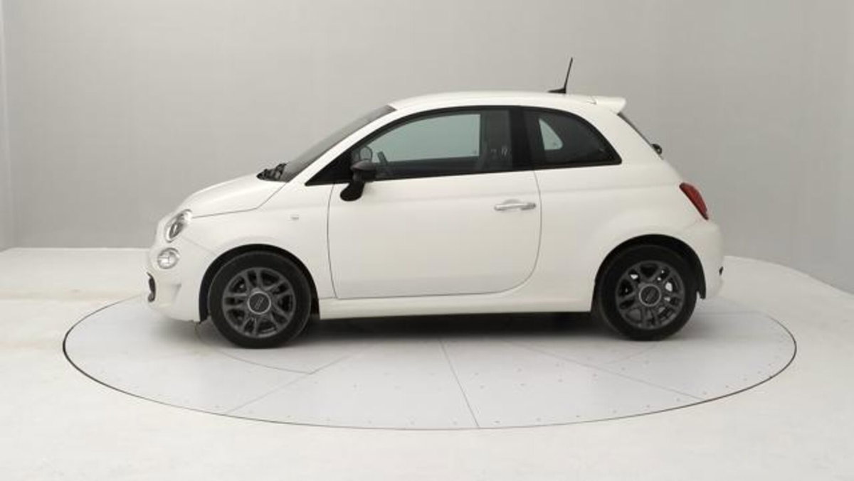 Fiat 500 1.0 Hybrid Connect (2)