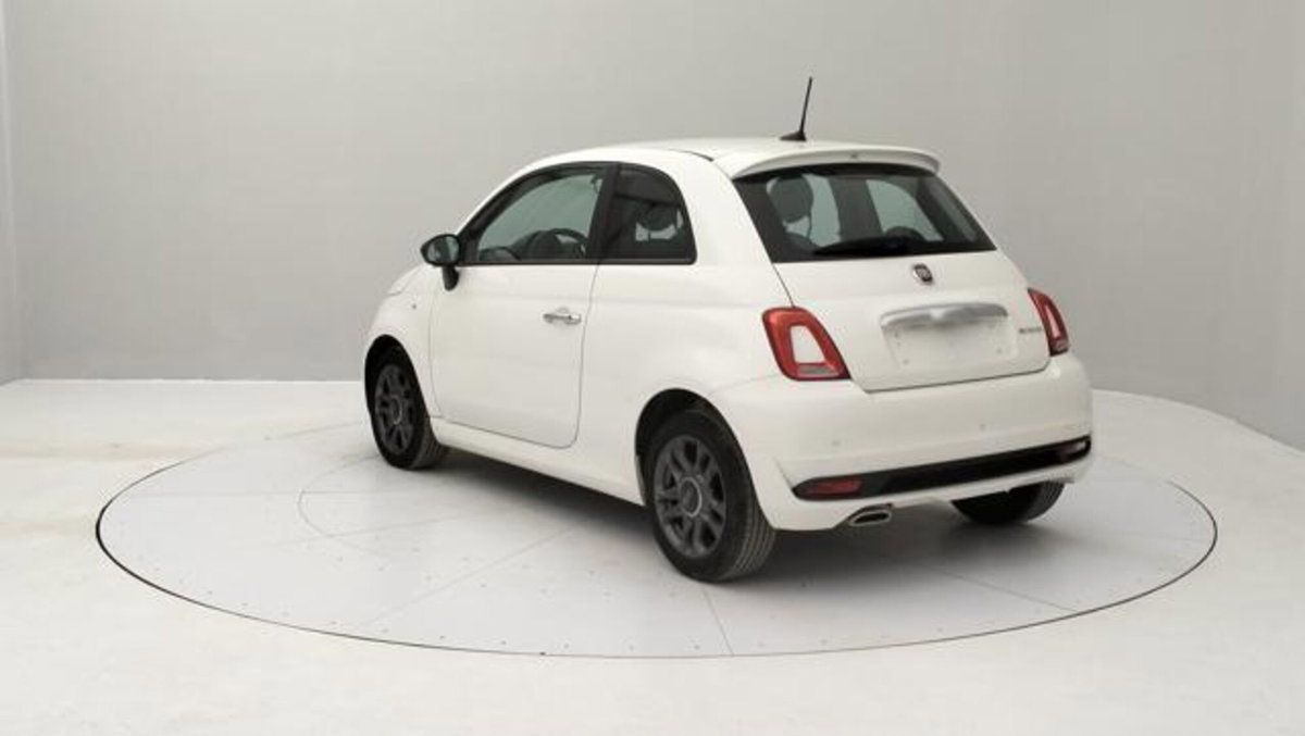 Fiat 500 1.0 Hybrid Connect (3)