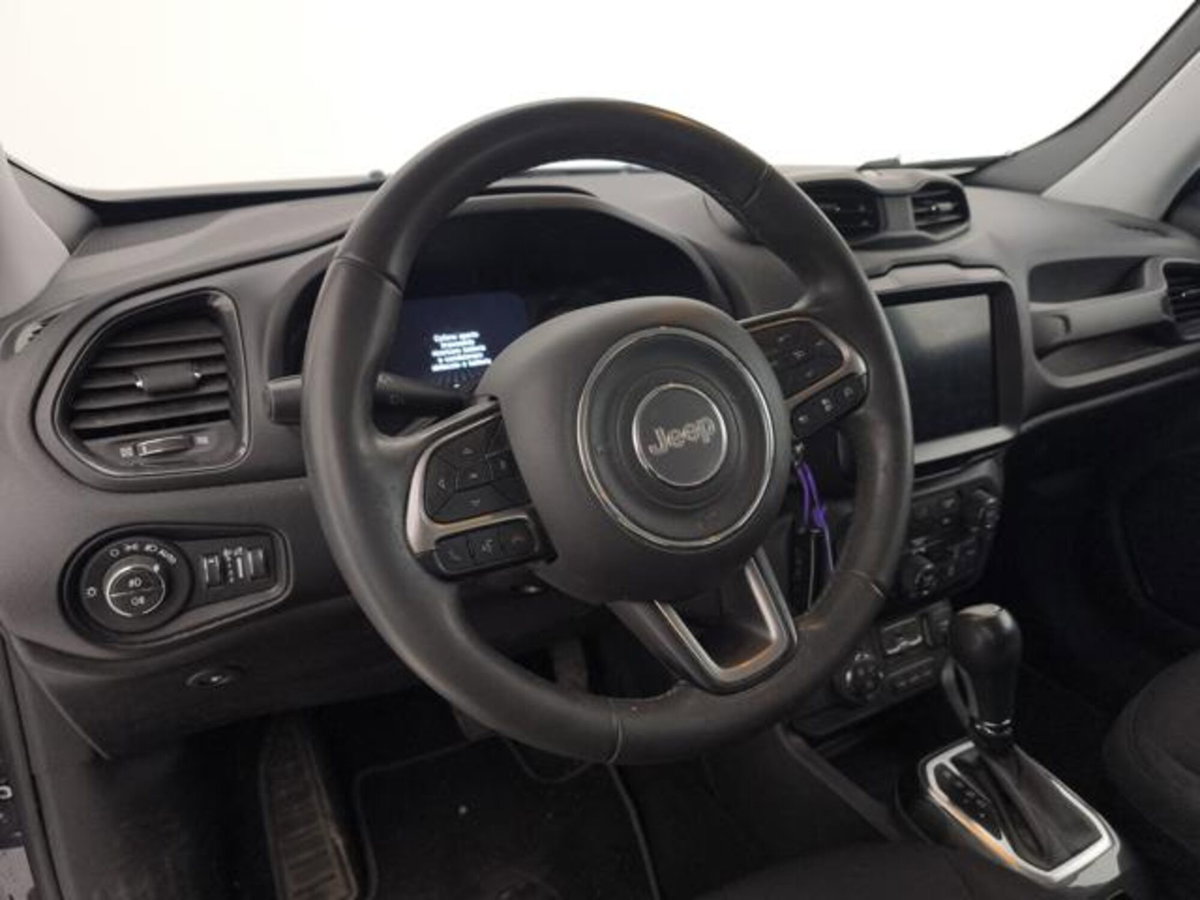 Jeep Renegade 1.3 T4 190CV PHEV 4xe AT6 Limited (10)