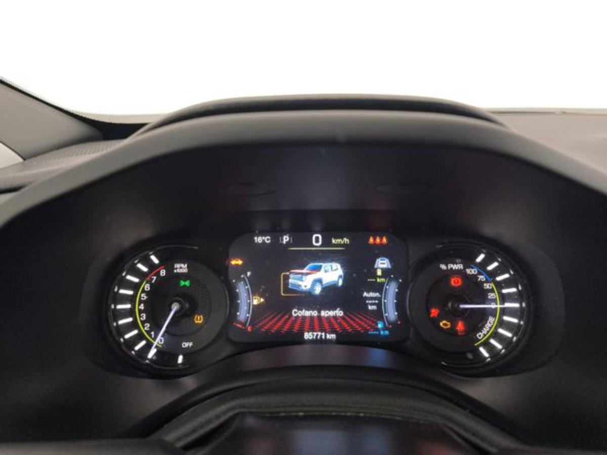 Jeep Renegade 1.3 T4 190CV PHEV 4xe AT6 Limited (13)