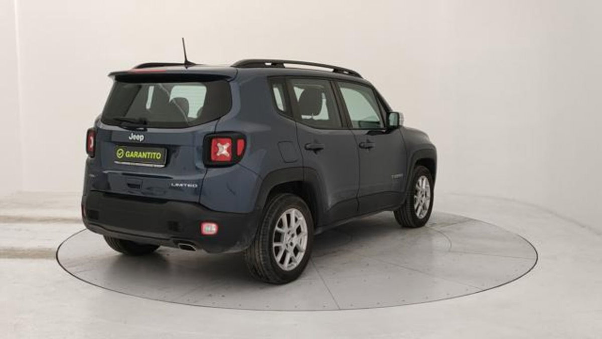 Jeep Renegade 1.3 T4 190CV PHEV 4xe AT6 Limited (5)