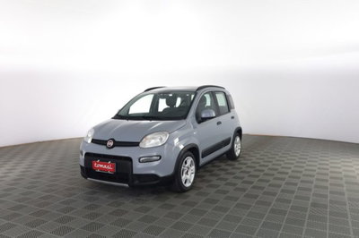 Fiat Panda 1.0 FireFly S&S Hybrid City Cross usata