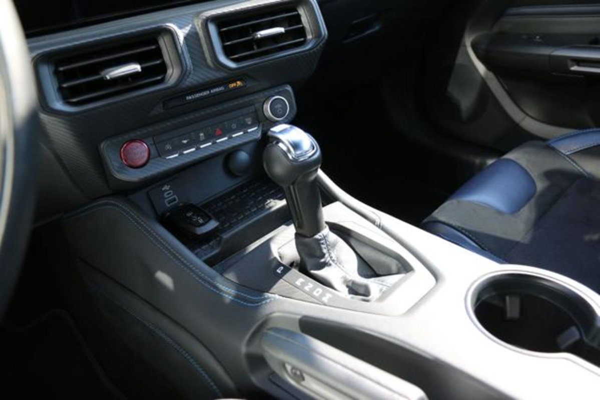 Ford Mustang Coupé Fastback 5.0 V8 aut. GT (11)