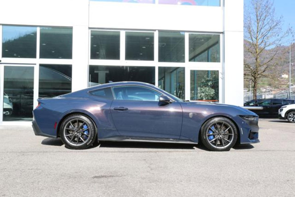 Ford Mustang Coupé Fastback 5.0 V8 aut. GT (5)