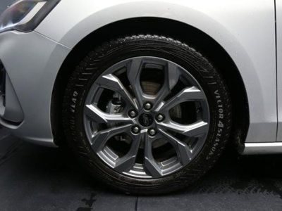 Ford Focus 1.0 EcoBoost Hybrid 155 CV 5p. ST-Line (6)