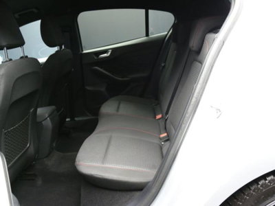 Ford Focus 1.0 EcoBoost Hybrid 155 CV 5p. ST-Line (9)