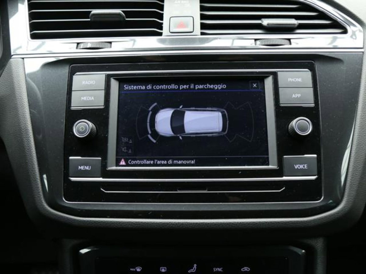 Volkswagen Tiguan Allspace 2.0 tdi Life 150cv dsg (15)