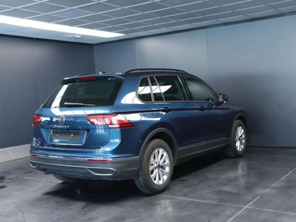 Volkswagen Tiguan 2.0 tdi Life 150cv dsg (4)