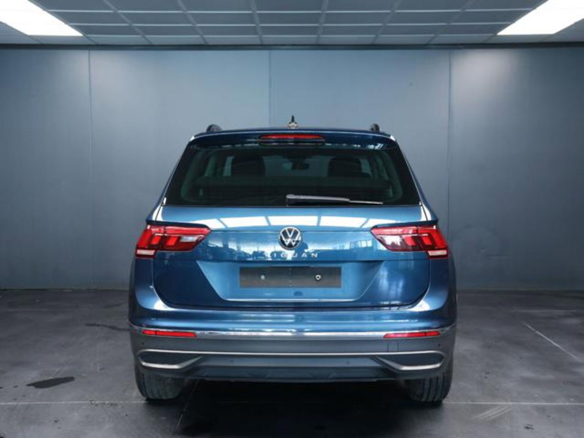 Volkswagen Tiguan 2.0 tdi Life 150cv dsg (5)