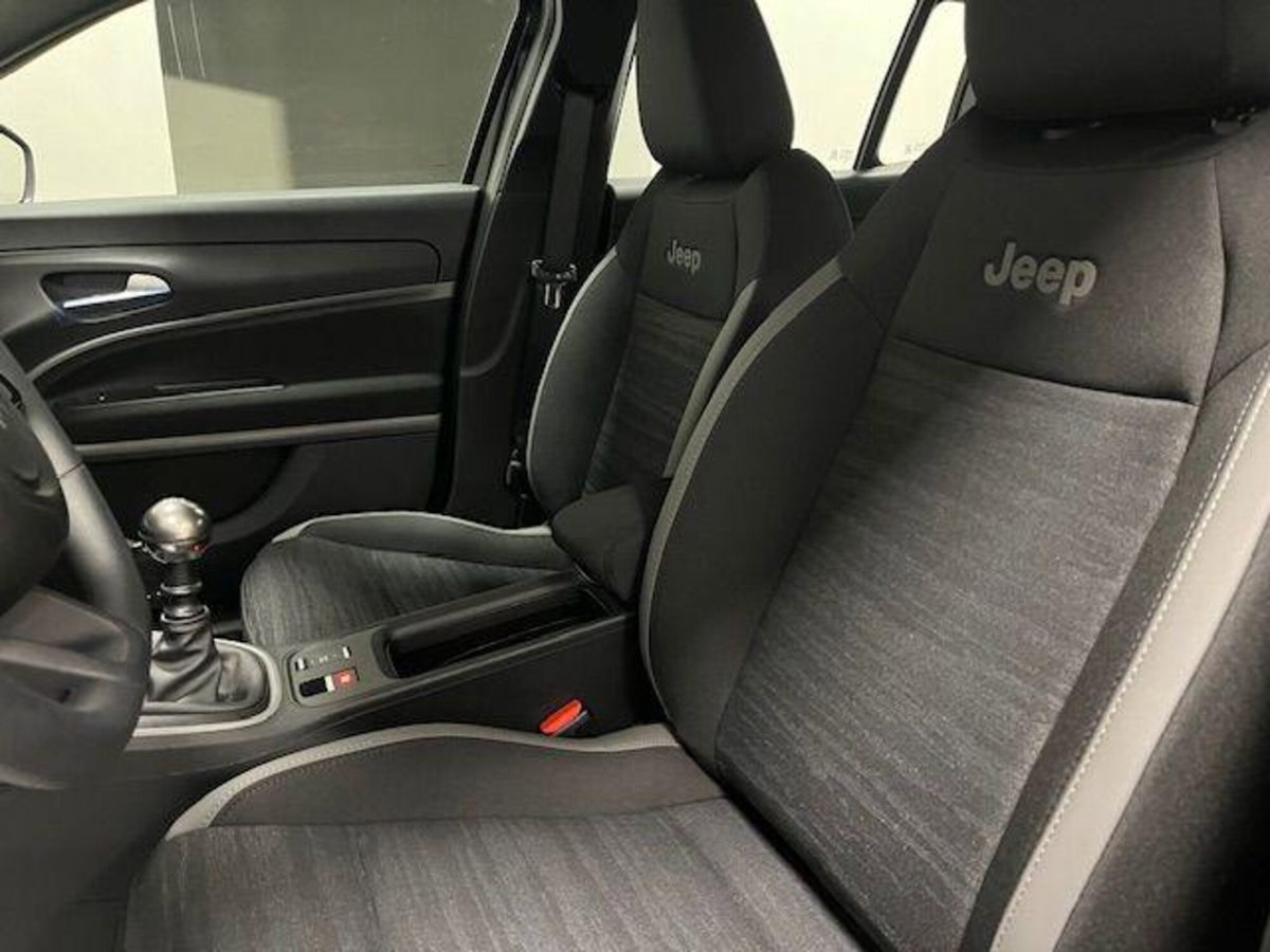 Jeep Avenger 1.2 turbo Longitude fwd 100cv (8)