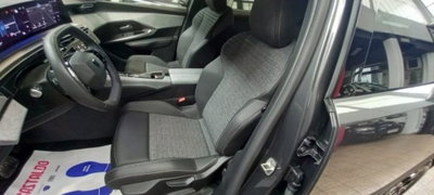 Peugeot 3008 1.2 hybrid Allure 145cv e-dcs6 (6)