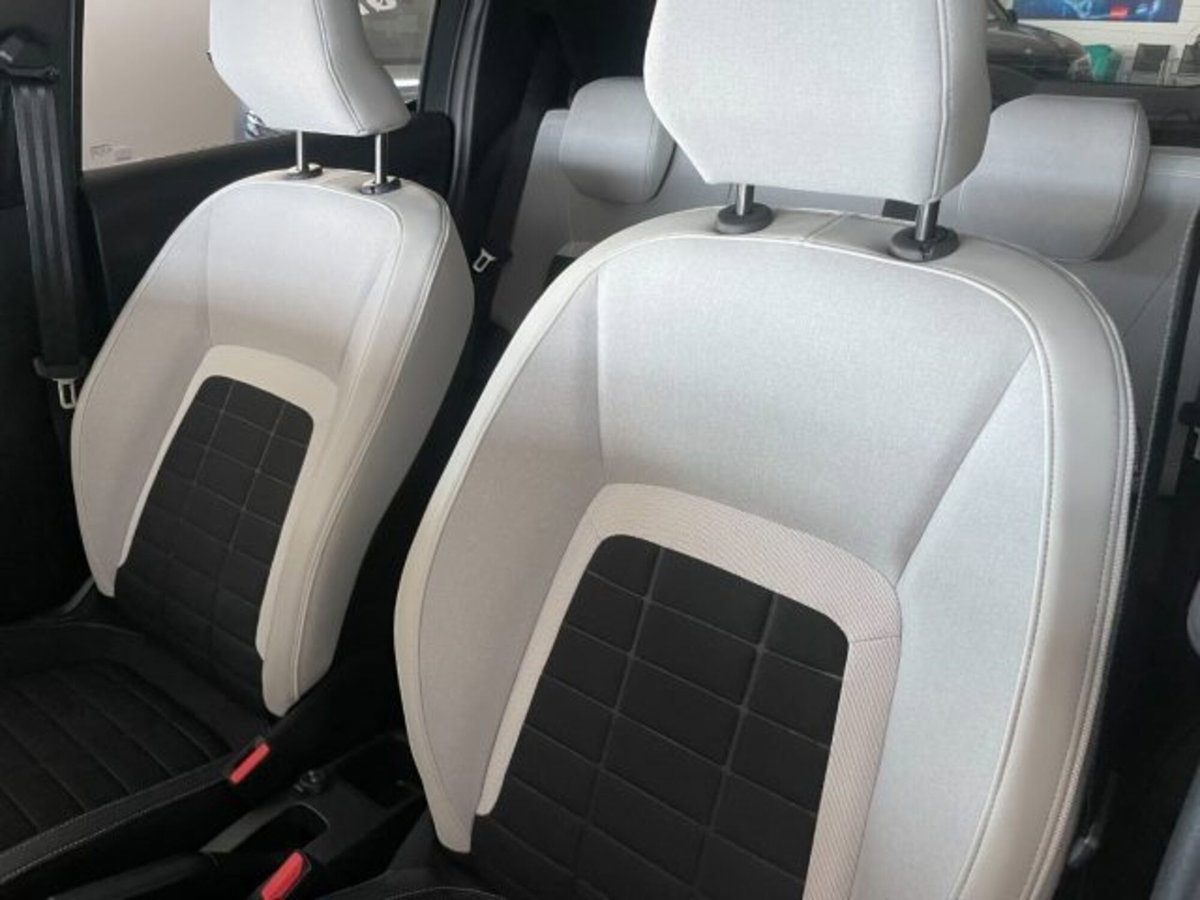 Citroen C3 1.2 puretech turbo Max 100cv s&s (17)