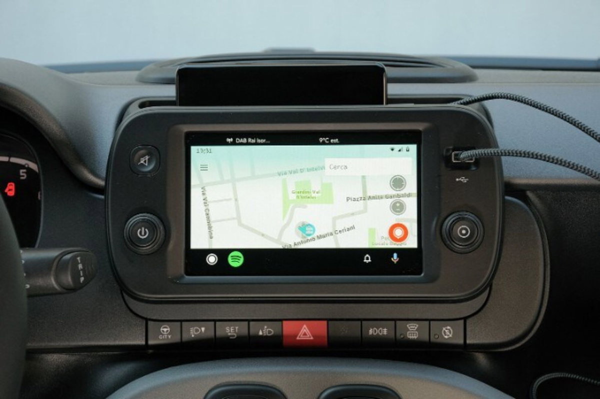 Fiat Panda 1.0 firefly hybrid Icon s&s 70cv (4)