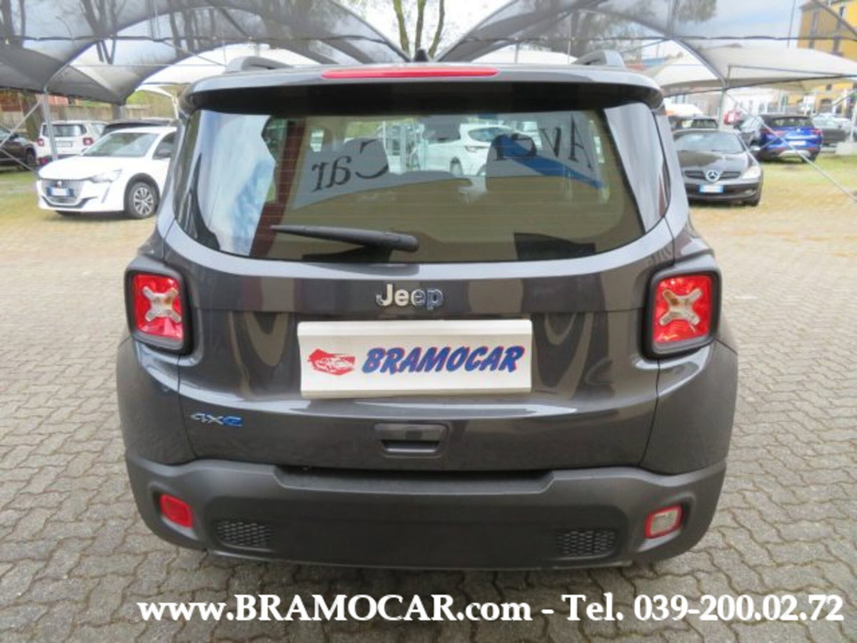 Jeep Renegade 1.3 T4 190CV PHEV 4xe AT6 Limited (7)