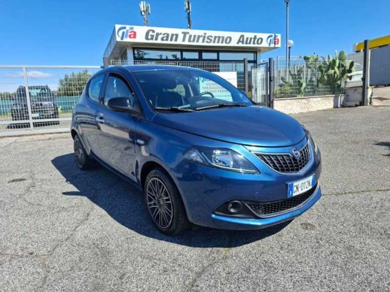 Lancia Ypsilon 1.0 FireFly 5 porte S&S Hybrid Gold Plus