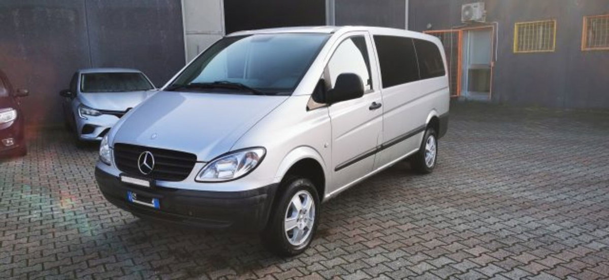 Mercedes-Benz Viano 2.2 CDI 4Matic Ambiente (3)