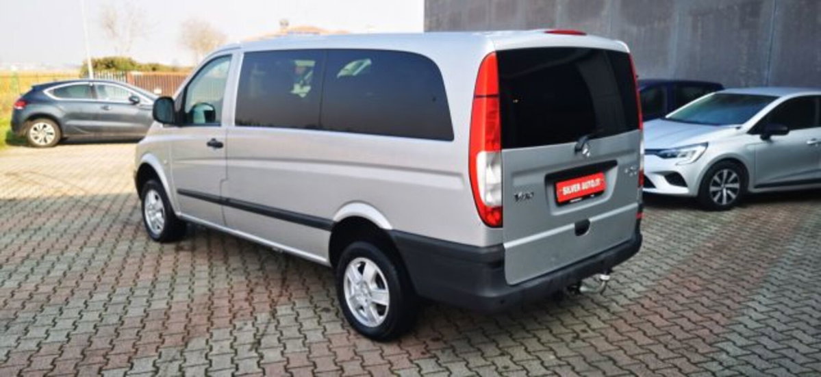 Mercedes-Benz Viano 2.2 CDI 4Matic Ambiente (5)