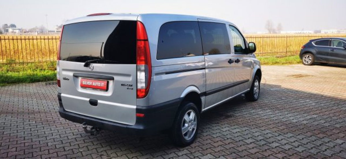 Mercedes-Benz Viano 2.2 CDI 4Matic Ambiente (7)