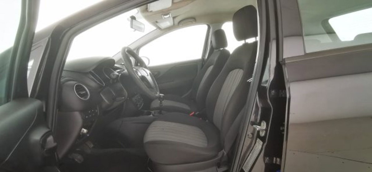 Fiat Grande Punto 1.4 5 porte Active Natural Power (13)