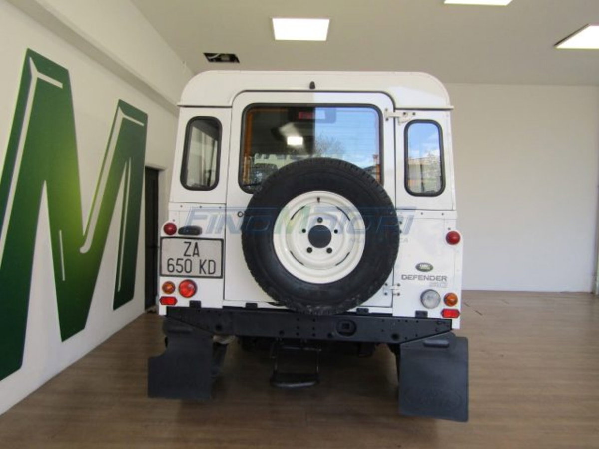 Land Rover Defender 90 2.5 Td5 Soft-Top (13)