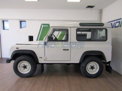 Land Rover Defender 90 2.5 Td5 Soft-Top (5)