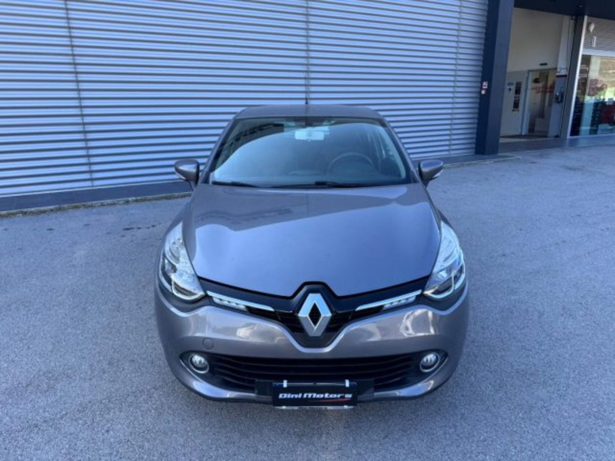 Renault Clio 1.5 dCi 8V 75CV 5 porte Live (2)