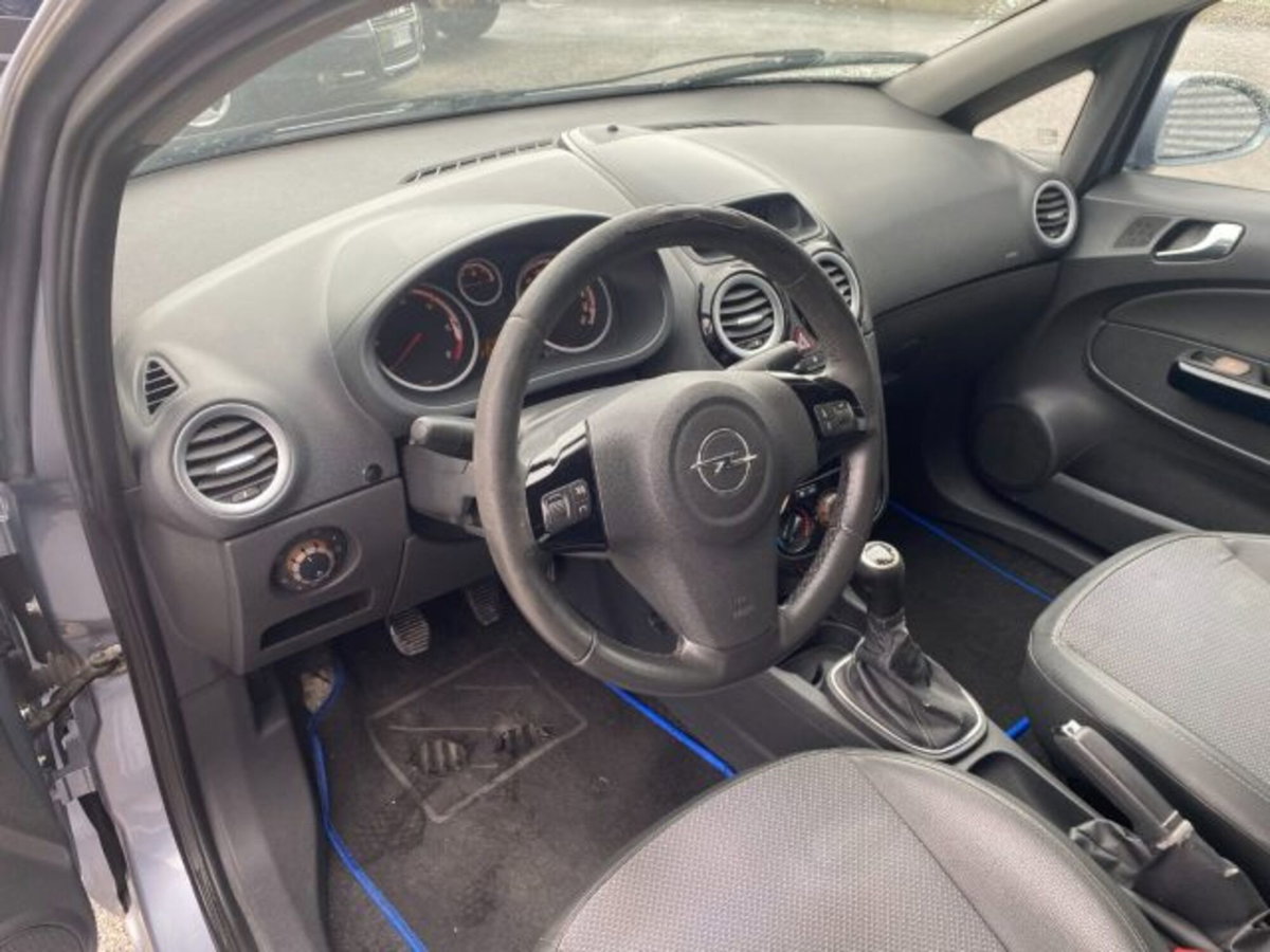 Opel Corsa 1.3 CDTI 90CV 5 porte Cosmo (12)