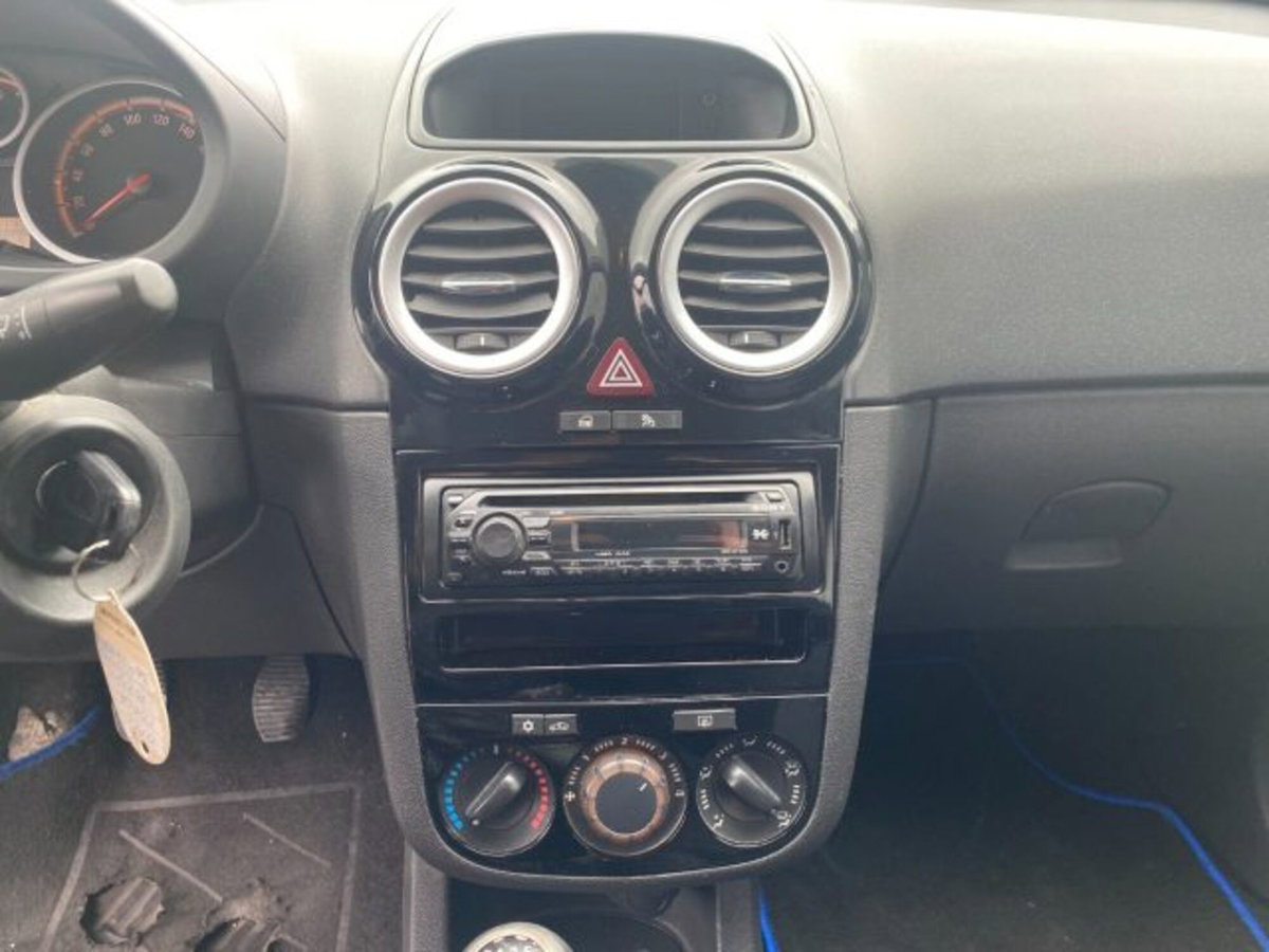 Opel Corsa 1.3 CDTI 90CV 5 porte Cosmo (13)