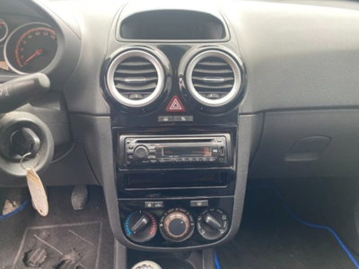 Opel Corsa 1.3 CDTI 90CV 5 porte Cosmo (13)
