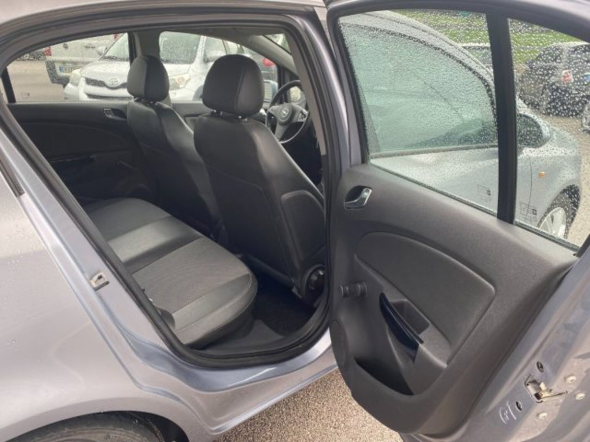 Opel Corsa 1.3 CDTI 90CV 5 porte Cosmo (17)