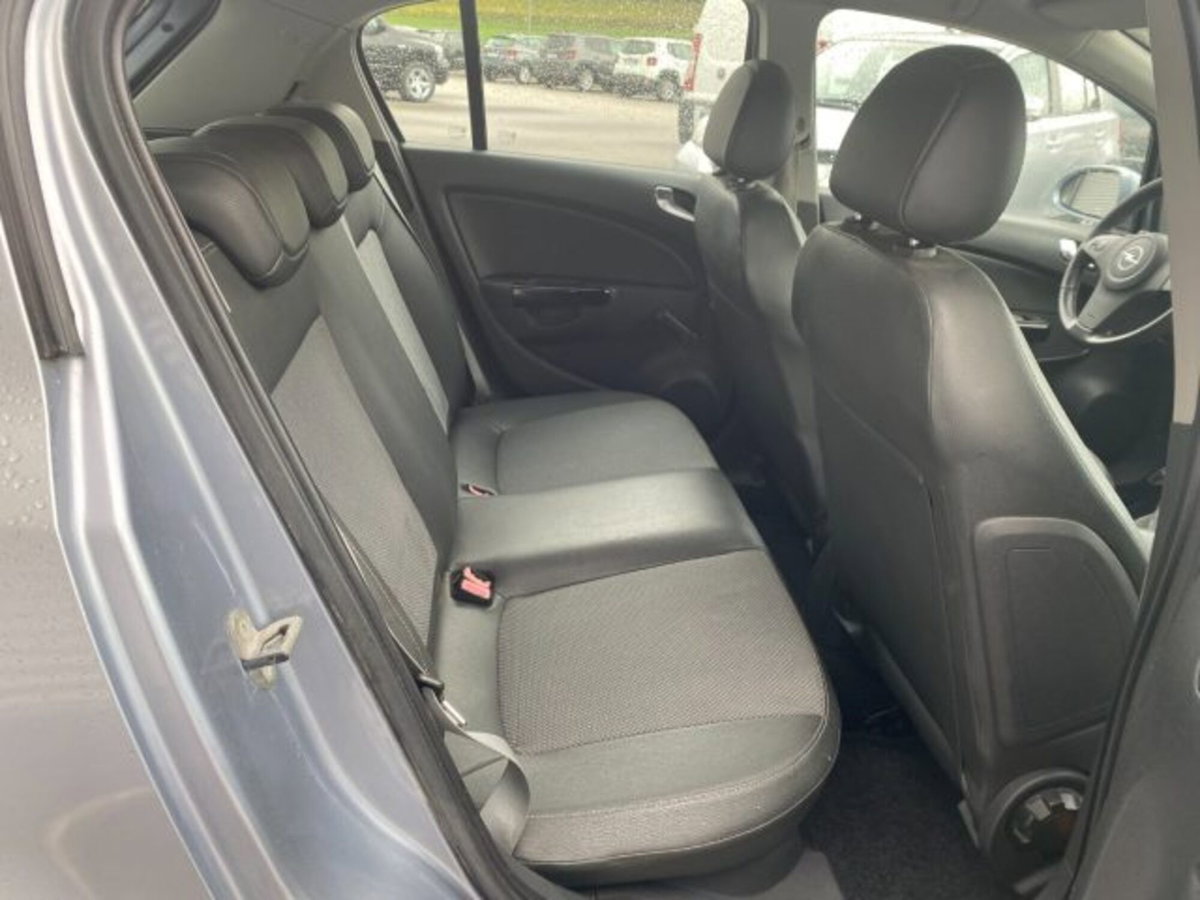 Opel Corsa 1.3 CDTI 90CV 5 porte Cosmo (18)