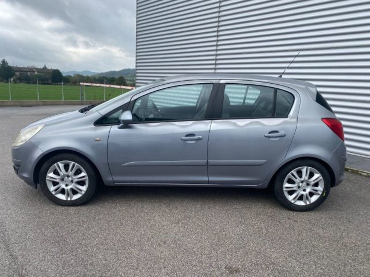 Opel Corsa 1.3 CDTI 90CV 5 porte Cosmo (8)