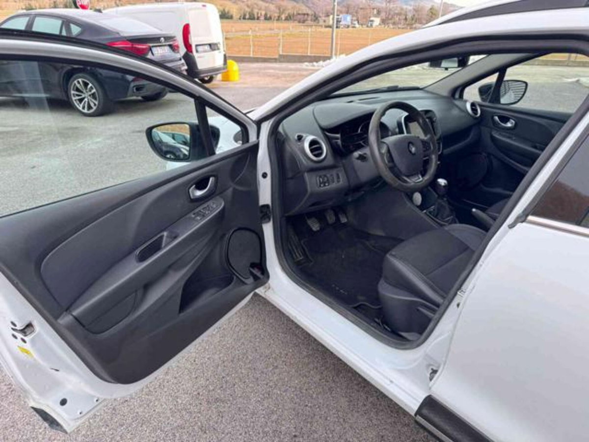 Renault Clio Sporter dCi 8V 90CV EDC Start&Stop Energy Duel (17)