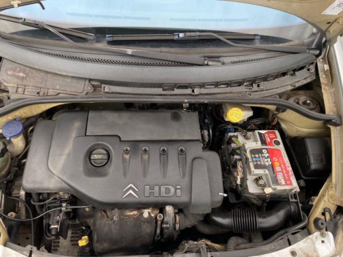 Citroen C3 1.4 HDi 70CV Elegance (17)