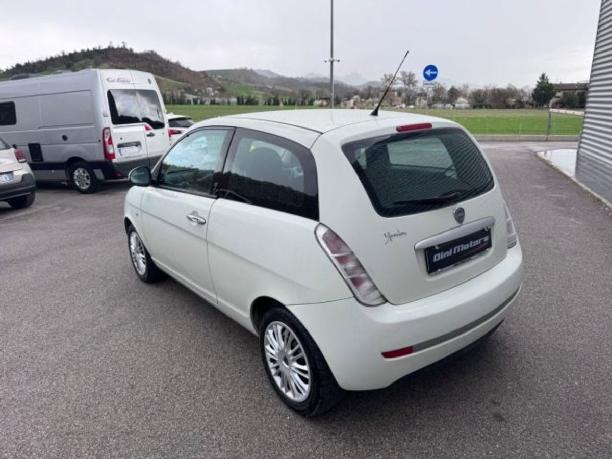 Lancia Ypsilon 1.2 (7)