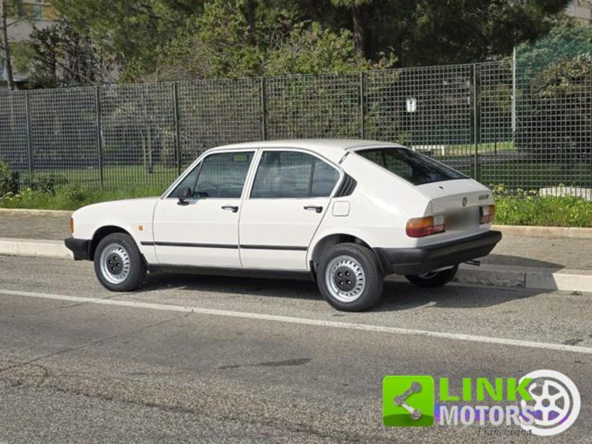 Alfa Romeo Alfasud 1.2 5 porte S (8)