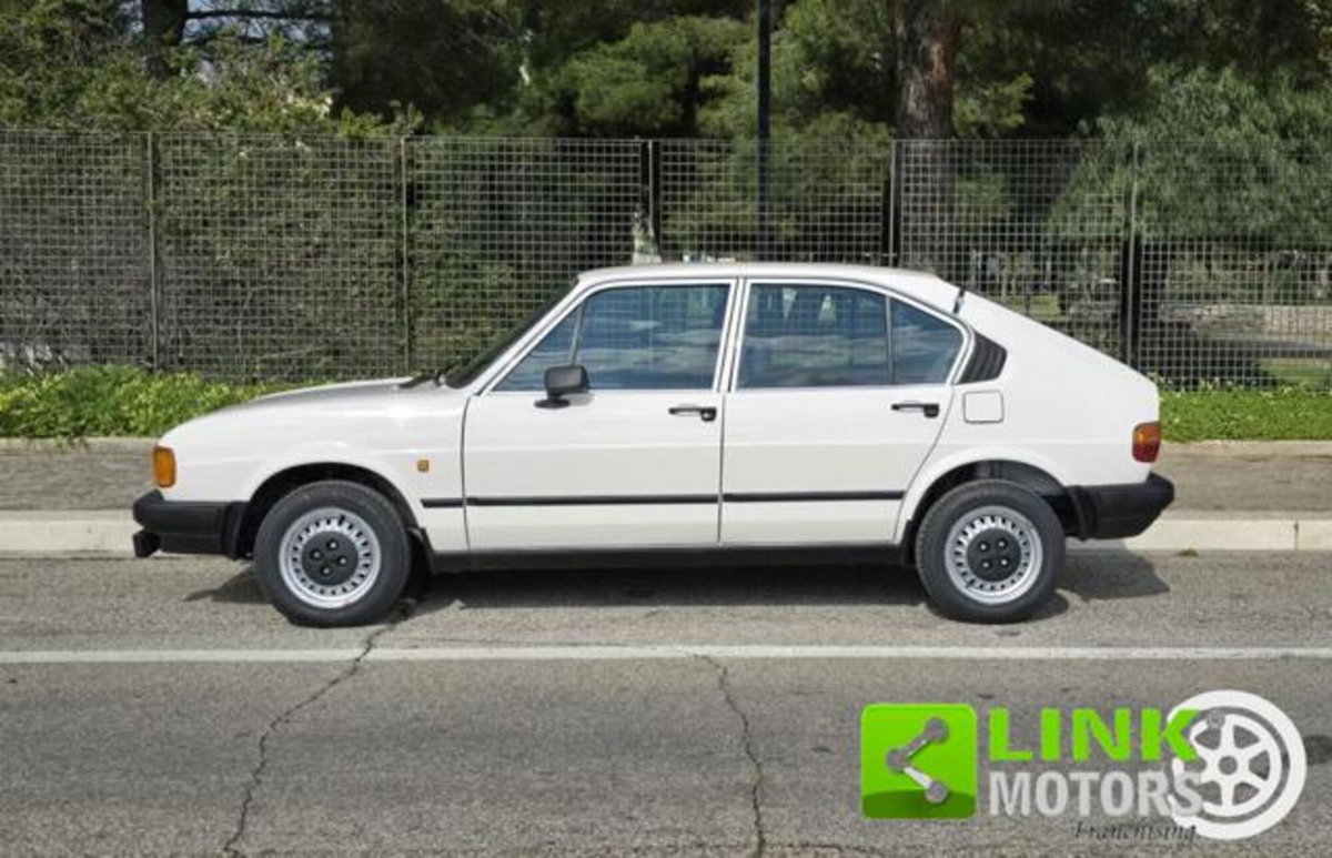 Alfa Romeo Alfasud 1.2 5 porte S (9)