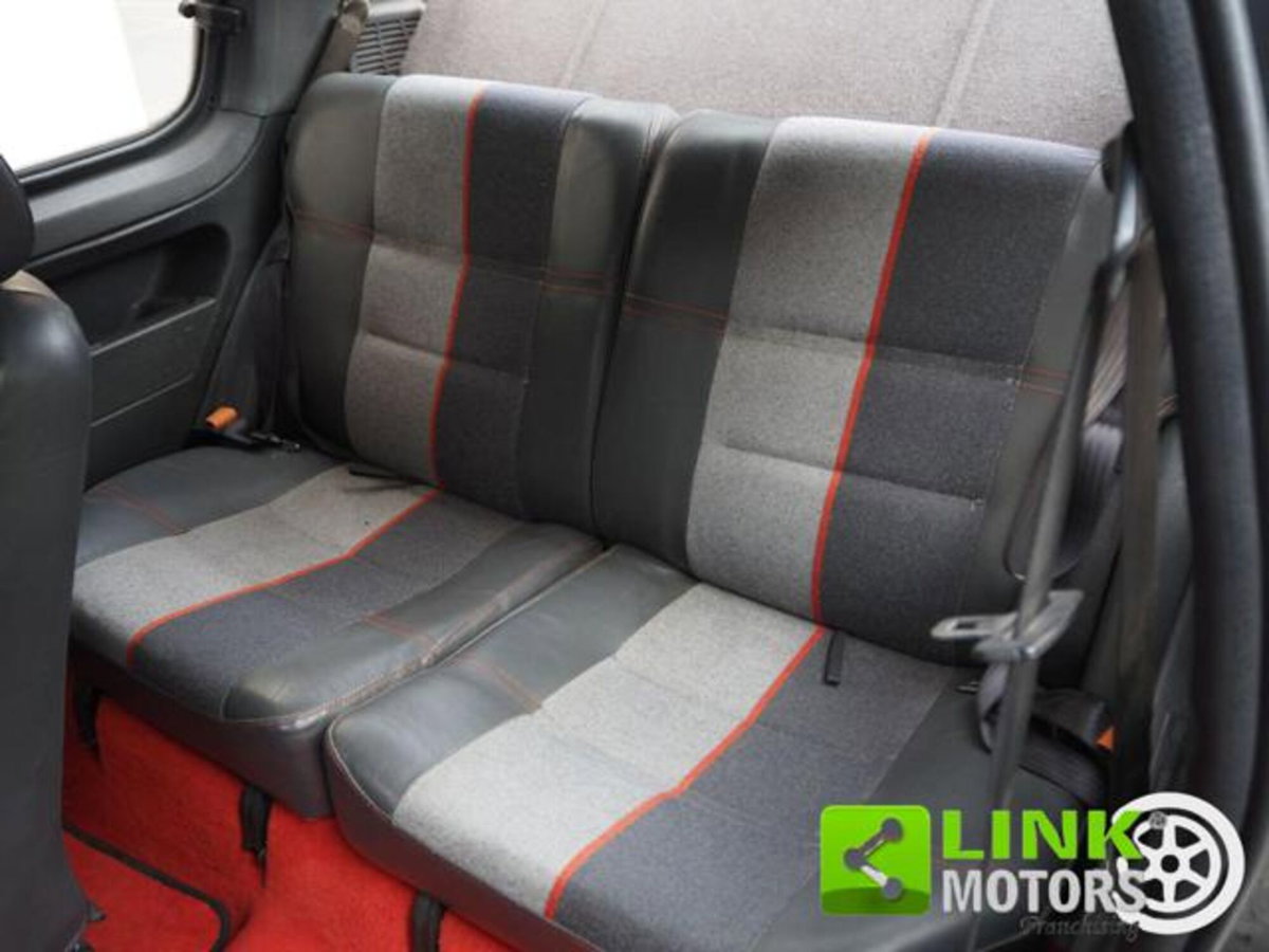 Peugeot 205 3 porte GTI (6)