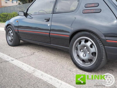 Peugeot 205 3 porte GTI (9)