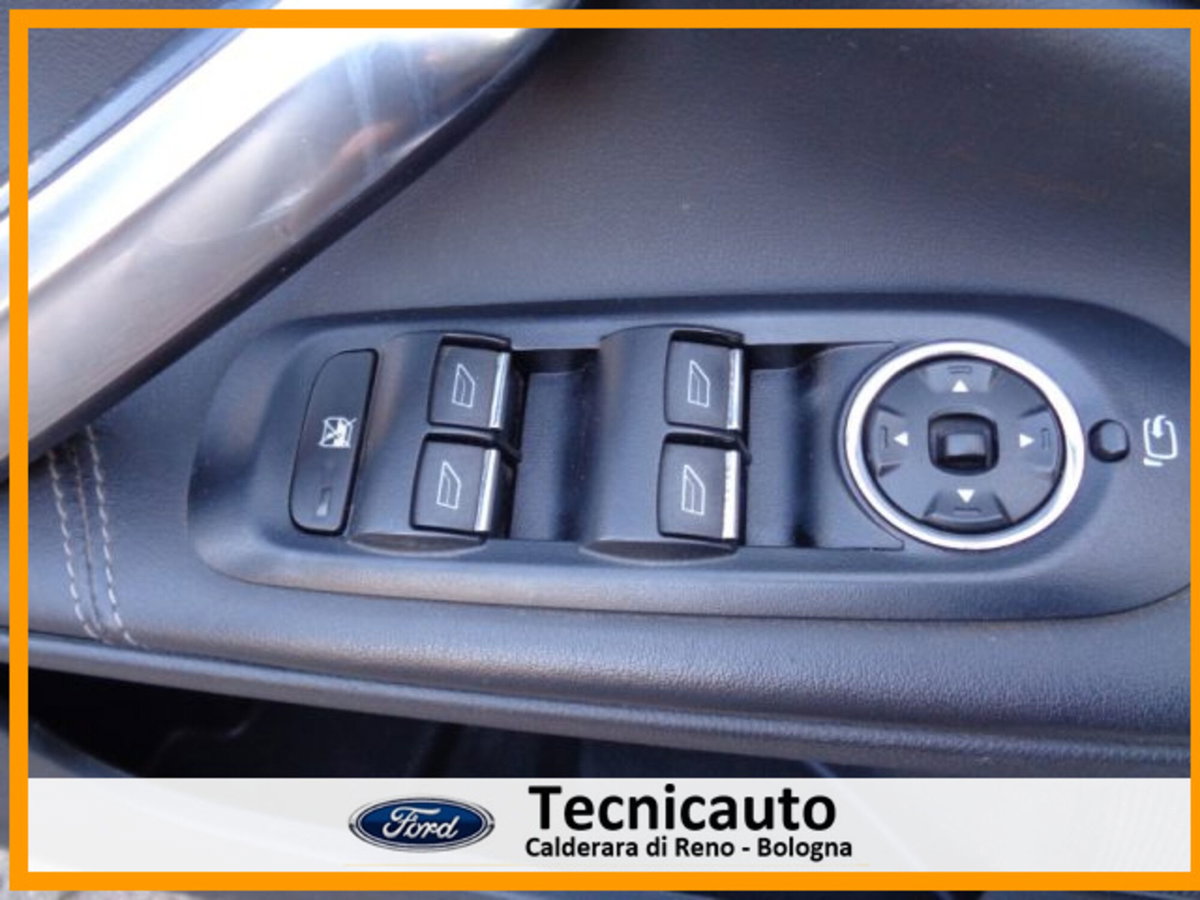 Ford Mondeo Station Wagon 2.0 TDCi 163 CV Powershift Station Wagon Titanium DPF (16)