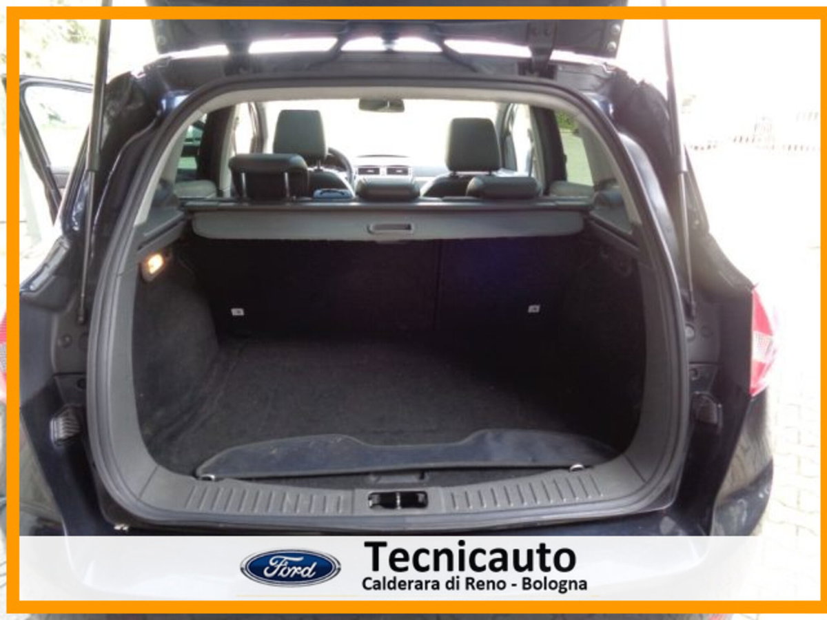 Ford Kuga 2.0 TDCi 136 CV 4WD Titanium DPF (11)
