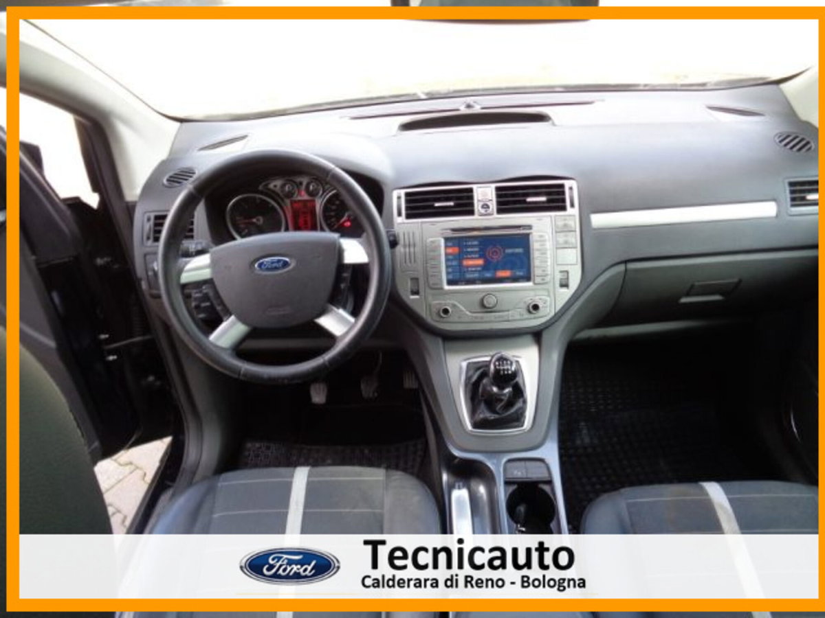 Ford Kuga 2.0 TDCi 136 CV 4WD Titanium DPF (13)