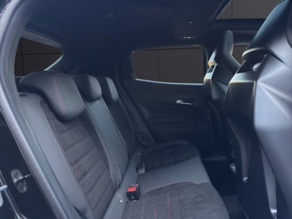 Alfa Romeo Junior 1.2 ibrida Sport Speciale 145cv edct6 (19)