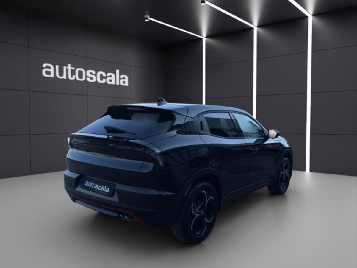 Alfa Romeo Junior 1.2 ibrida Sport Speciale 145cv edct6 (5)