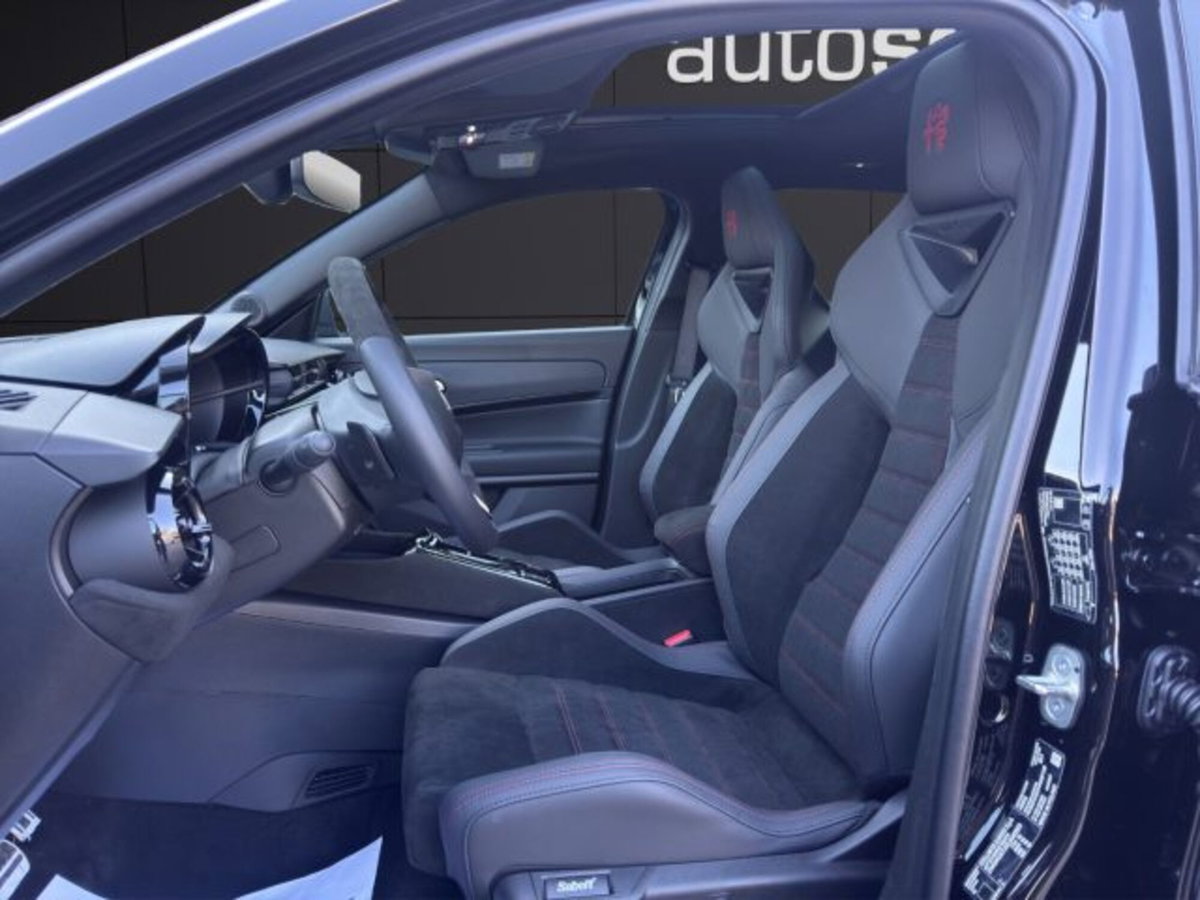 Alfa Romeo Junior 1.2 ibrida Sport Speciale 145cv edct6 (9)